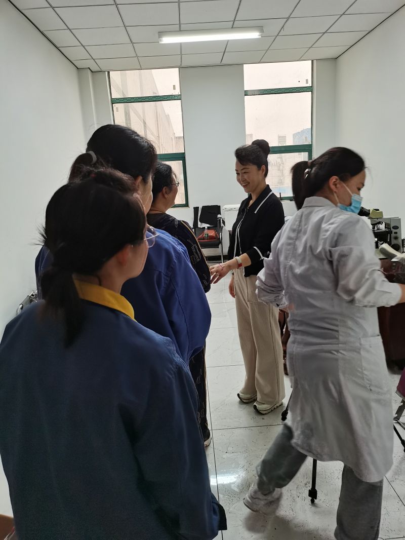 能礦錳業(yè)：為38名女工篩查“兩癌”、443名職工進行職業(yè)健康體檢